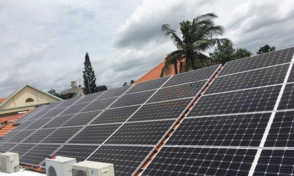 EVN thông báo giá mua điện mặt trời mái nhà năm 2024