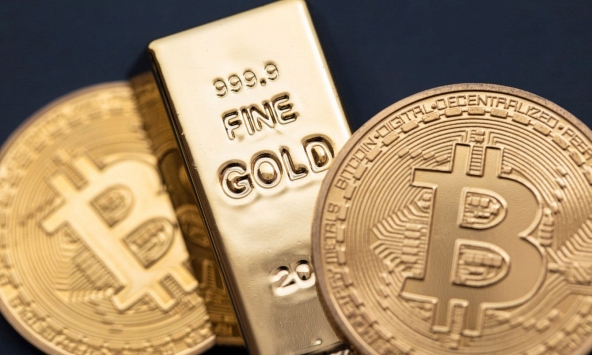 Vàng có thể phải đối mặt với sự cạnh tranh từ ETF Bitcoin