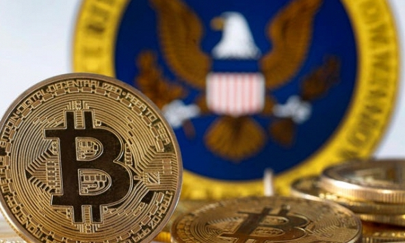 Bitcoin phá mốc 49.000 USD sau khi ETF lên sàn