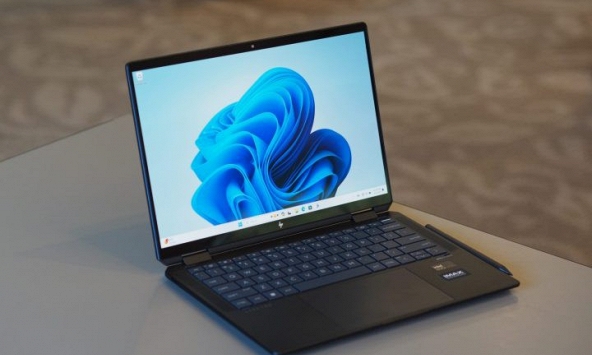 Những laptop thú vị nhất tại CES 2024