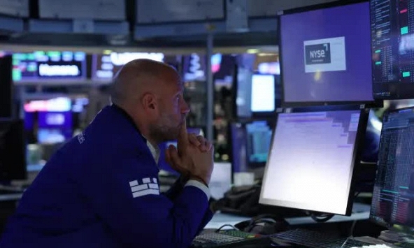 Chứng khoán Mỹ đi ngang sau báo cáo lạm phát mạnh hơn dự báo