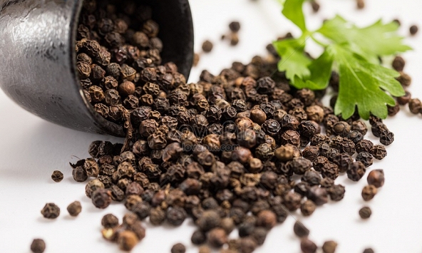 Giá tiêu hôm nay 12/1: Cao nhất 79.000 đồng/kg