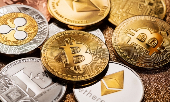 ETF Bitcoin sẽ theo chân vàng?