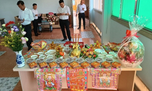 Bài cúng tất niên ở công ty, cơ quan năm 2024