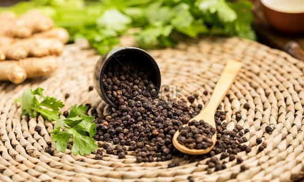 Giá tiêu hôm nay 19/1: Tăng 500 - 1.000 đồng/kg