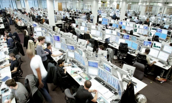 Dự phòng giá dầu Brent tăng khi xung đột Biển Đỏ tiếp tục