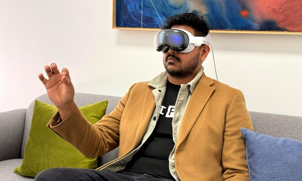 Apple Vision Pro: Những điều bạn nên biết trước khi mua khi bắt đầu đặt hàng trước