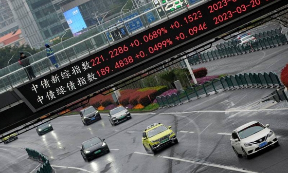 Tại sao thị trường chứng khoán Trung Quốc sụt giảm, điều gì đang chờ phía trước?