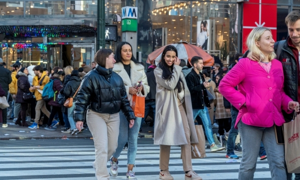 Kinh tế Mỹ tăng trưởng vượt kỳ vọng trong quý 4/2023