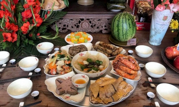 Văn khấn cúng giao thừa trong nhà 2024 chuẩn nhất