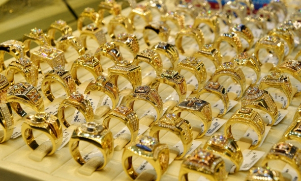 Giá vàng hôm nay 27/1: Chững lại chờ cuộc họp của FED