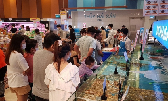 Hàng hải sản sốt giá trong những ngày cận Tết