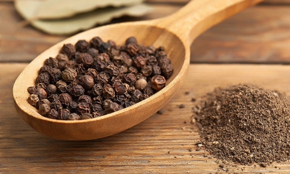 Giá tiêu hôm nay 30/1: Tăng 500 đồng/kg