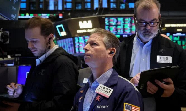 S&P 500 đóng cửa ở mức kỷ lục, tăng 4 tuần liên tiếp