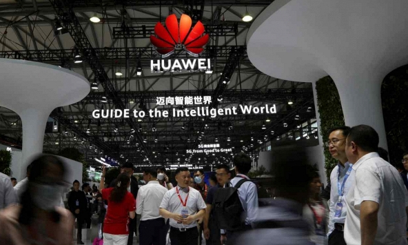 Các công ty Trung Quốc thu hẹp khoảng cách chi tiêu R&D với Mỹ