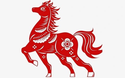 Tuổi Giáp Ngọ 1954 xuất hành Tết 2024 vào giờ nào, hướng nào tốt nhất?