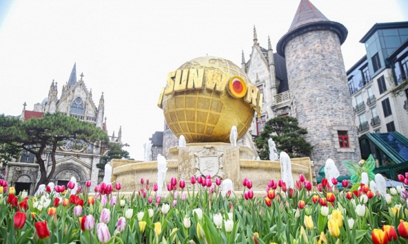 Nhiều khu du lịch bùng nổ du khách đầu xuân Giáp Thìn