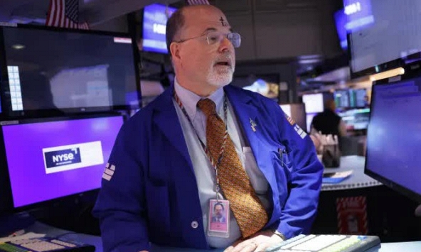 Phố Wall phục hồi sau phiên giảm mạnh trước đó