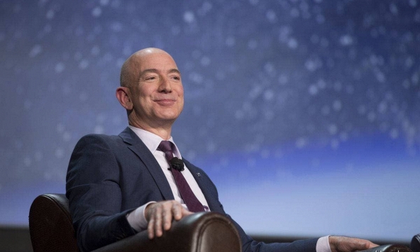Jeff Bezos bán thêm gần 2 tỷ USD cổ phiếu Amazon
