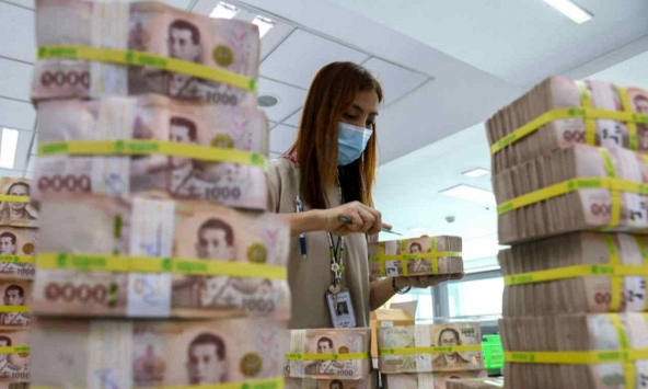 Đồng Baht Thái, đồng Ringgit giảm xuống mức thấp nhất trong 3 tháng so với đồng USD