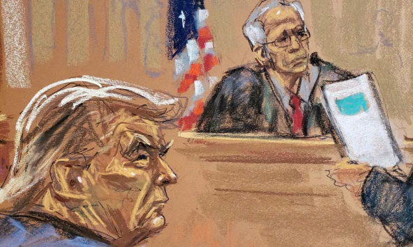 Ông Trump bị phạt hơn 350 triệu USD