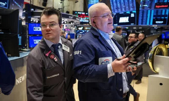 S&P 500 và Nasdaq giảm nhẹ trước ngày Nvidia công bố báo cáo tài chính