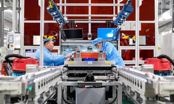 Trung Quốc: 3 ngành hàng trị giá 1.000 tỷ nhân dân tệ đối mặt với lo ngại dư thừa công suất