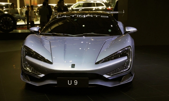 BYD trình làng siêu xe điện cạnh tranh với Ferrari, Lamborghini
