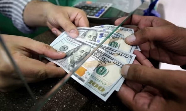 Giá USD hôm nay 27/2: USD giảm giá, nhường đà tăng cho euro