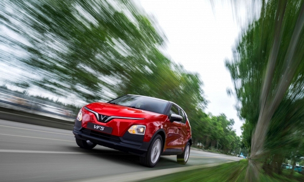 Trả góp chỉ 264.000 đồng mỗi ngày, sở hữu ngay 'xe điện quốc dân' VinFast VF 5