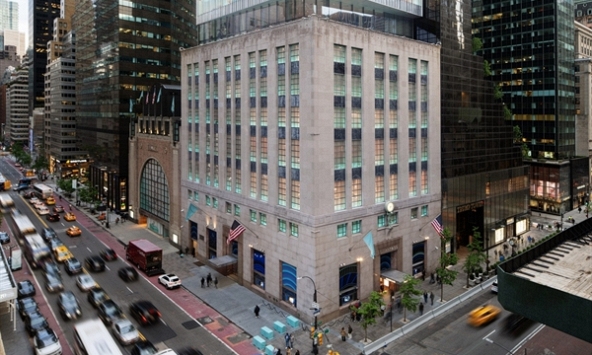 Các thương hiệu xa xỉ 'đổ tiền' thu mua bất động sản bán lẻ đắt đỏ