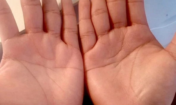 Bật mí bàn tay chữ nhất mang mệnh phú quý, giàu có tột đỉnh