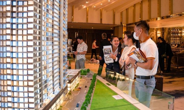 Hồng Kông bỏ toàn bộ hạn chế với người mua nhà để vực dậy kinh tế