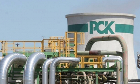 Tập đoàn dầu khí Nga Rosneft bán tài sản nhà máy lọc dầu ở Đức