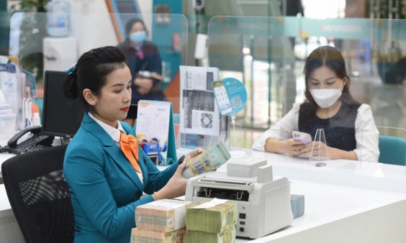 Thủ tướng yêu cầu giảm lãi suất cho vay