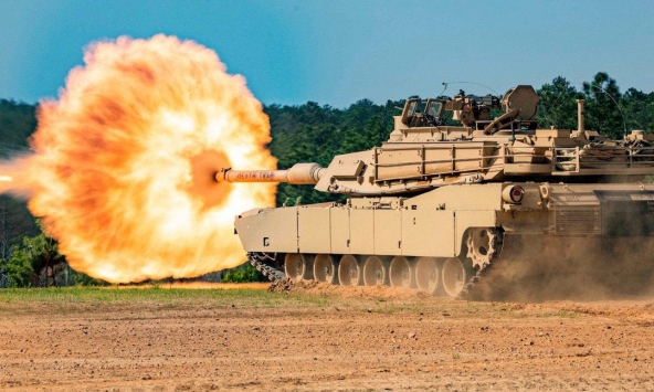 Xe tăng Abrams 10 triệu USD bị hạ bởi máy bay không người lái 500 USD của Nga 