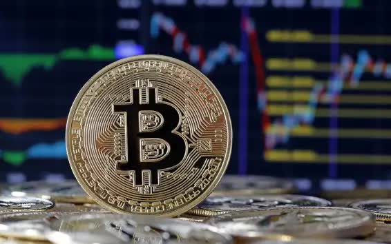 Bitcoin đã nhanh chóng đạt mức giá cao nhất mọi thời đại nhưng các nhà đầu tư vẫn nên thận trọng