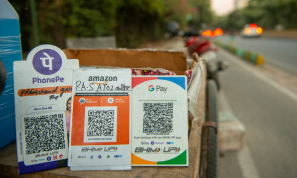 Google, Walmart thu hút người dùng Fintech ở Ấn Độ sau khi Paytm bị hạn chế