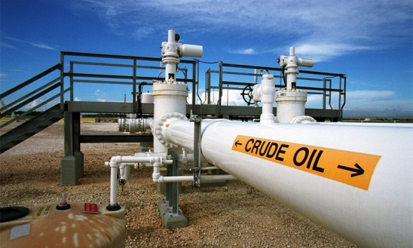 Giá xăng dầu hôm nay 9/3: Dầu thô lao dốc