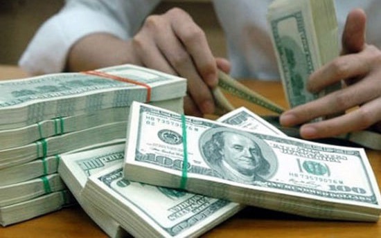 Giá USD hôm nay 15/3: Trong nước đồng loạt tăng