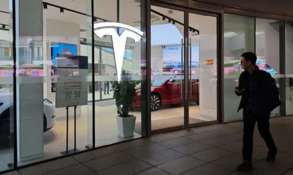 Giá Tesla Model Y tăng 1.000 USD vào ngày 1/4