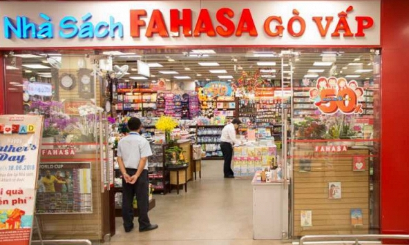 Nhà sách Fahasa bị đồn đóng cửa, dù doanh thu ngàn tỷ