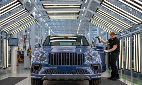 Nhu cầu xe đặt riêng của Bentley đạt kỷ lục