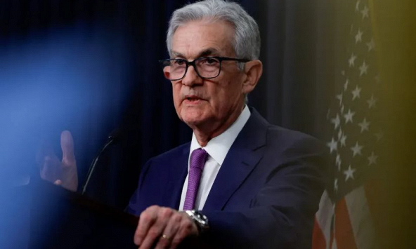 Fed giữ nguyên lãi suất và dự kiến 3 lần cắt giảm trong năm nay 