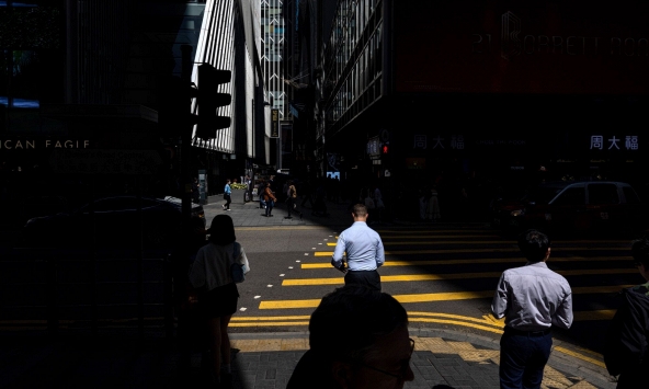 Khi các chuyên gia tài chính 'lạc lối' trong vô vọng ở Hồng Kông