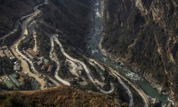 Bùng nổ xây dựng của Ấn Độ đang đe doạ dãy Himalaya