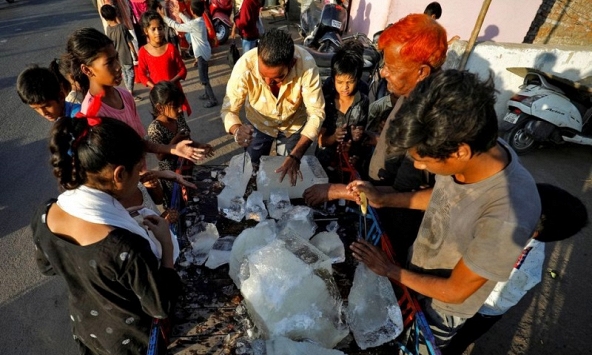 Ấn Độ dự đoán nắng nóng đe dọa mạng sống người dân và nguồn cung cấp điện