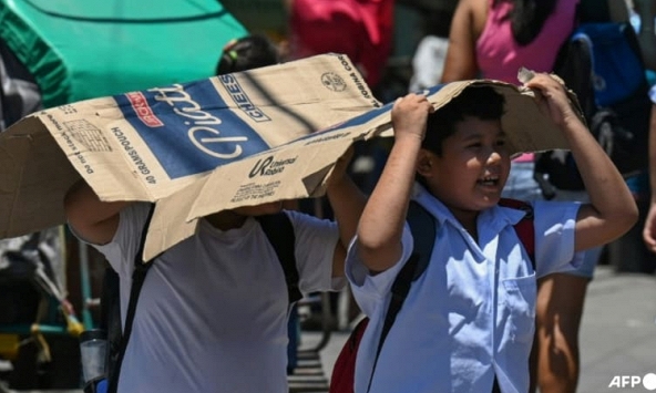 Philippines đóng cửa trường học vì nắng nóng