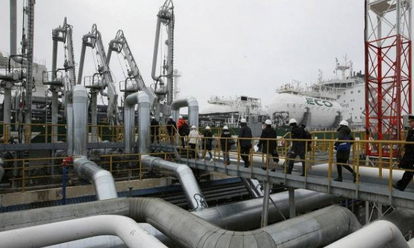 Giá xăng dầu hôm nay 5/4: Kéo dài đà tăng