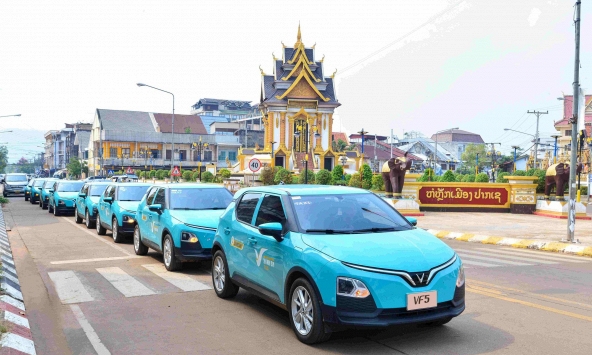 Xanh SM Lào khai trương dịch vụ taxi điện tại Champasak